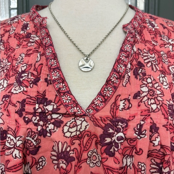 Old Navy Oversized Floral-Print Split-Neck Blouse | Size XL - Picture 2 of 6